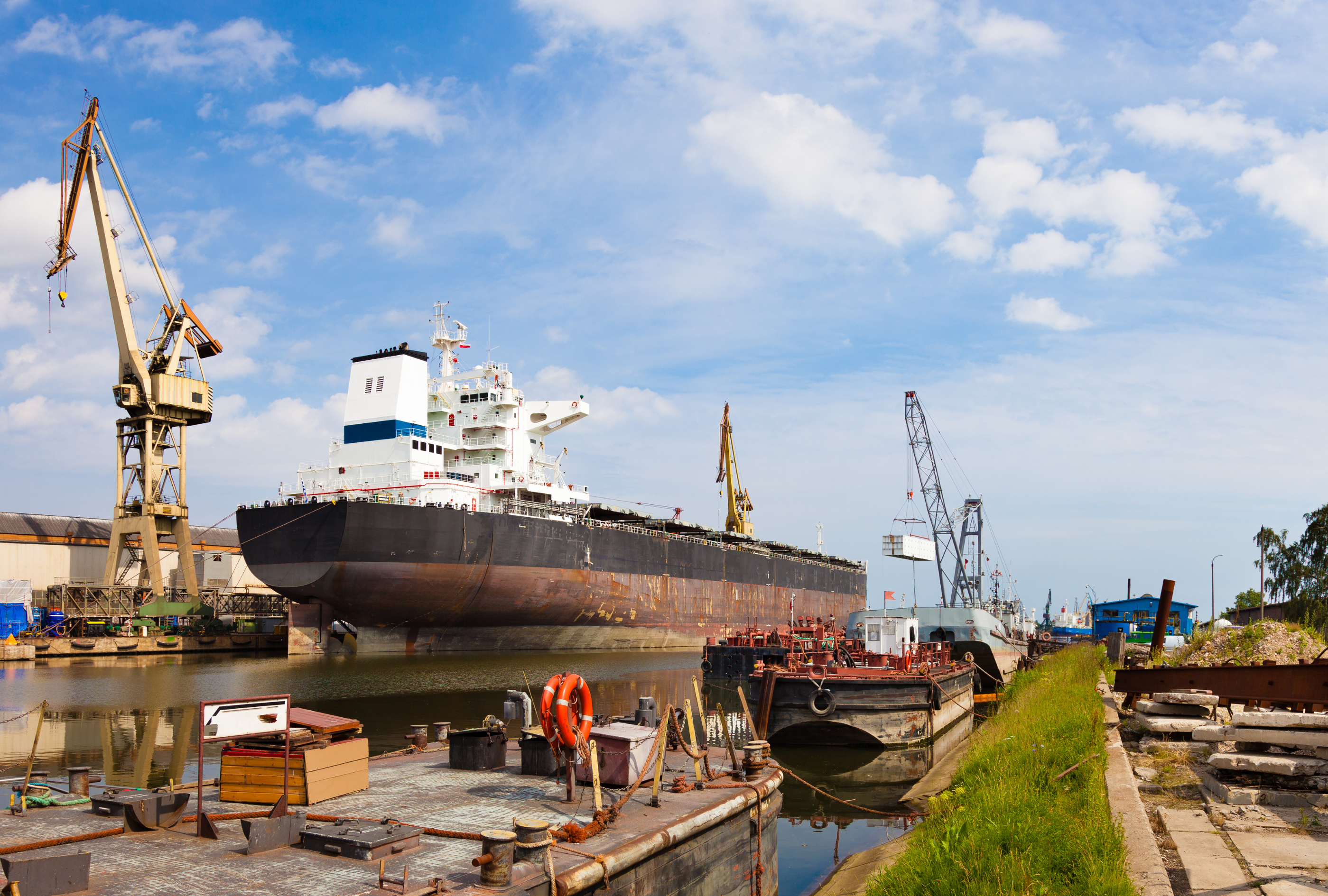 Vessel maintenance